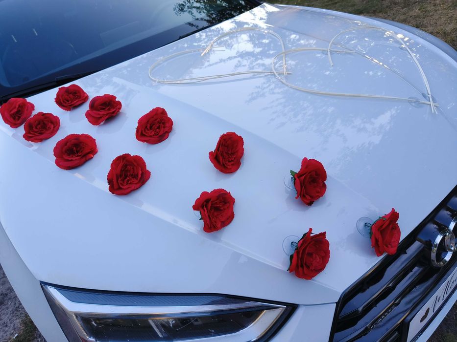 Ozdoby na auto ślubne, dekoracja na samochód do ślubu czerwony