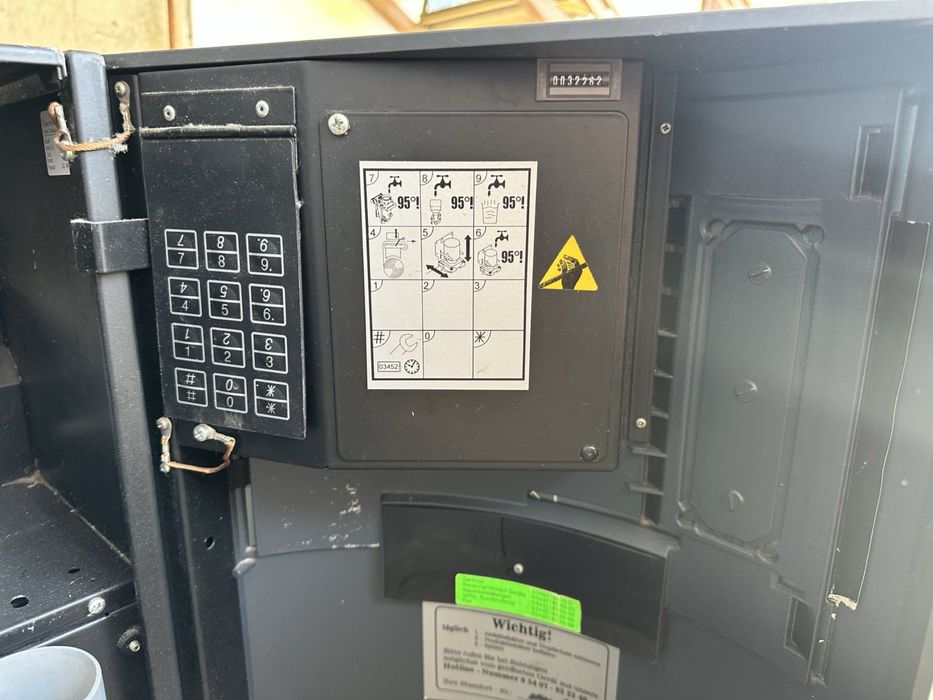 Продам кофемашину