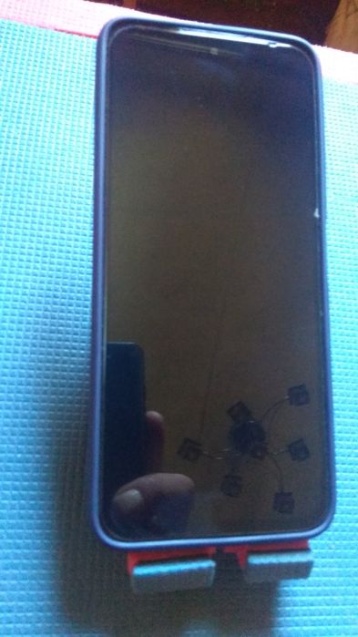 Xiaomi Redmi 12 8/256...3100грн в очень хорошем состоянии.