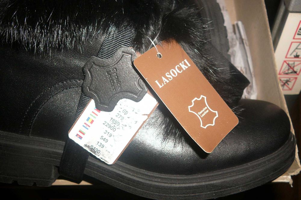 Nowe Lasocki trzewiki  z futerkiem skóra czarne 37 -- wysyłka gratis
