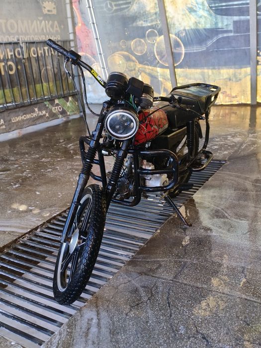 Продам мустанг 110