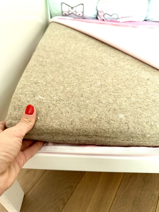 Ліжко дитяче