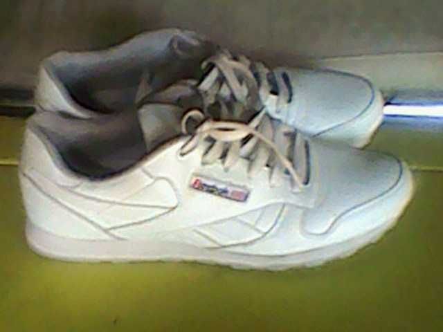 Продам кросівки 44розмір.