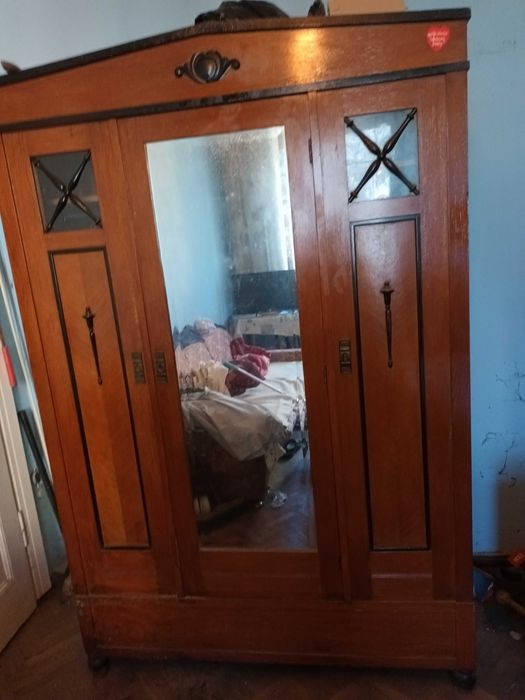 Szafa z lustrem,  przedwojenna