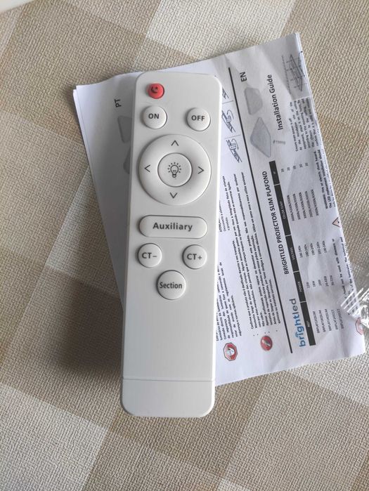 Luz de teto com comando