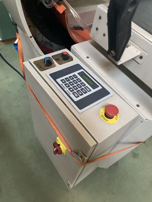 Linea pack:Maquina automatica de ampacotar com pelicula pkastica