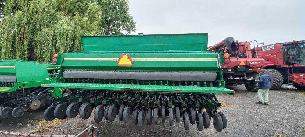 Зернова сівалка Great Plains 3S4000HDF (12 метрів)