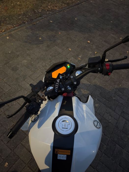 Benelli BN125 de 2023