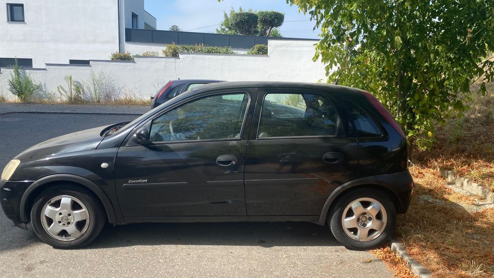 Opel corsa 1.2 confort 2002
