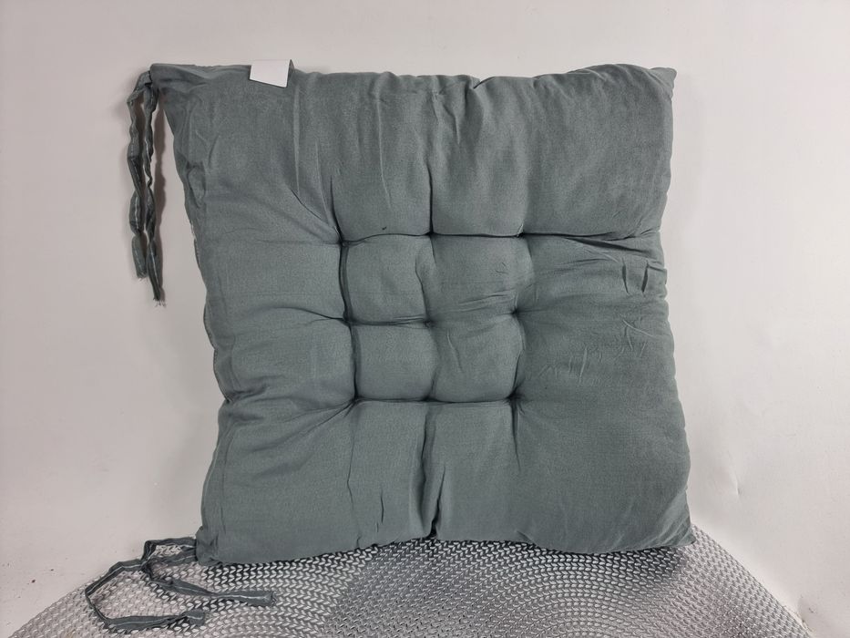 Poduszki szare pikowane siedziska na krzesło krzesła ozdobne