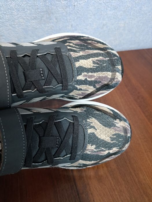 Кросівки Adidas розмір 32