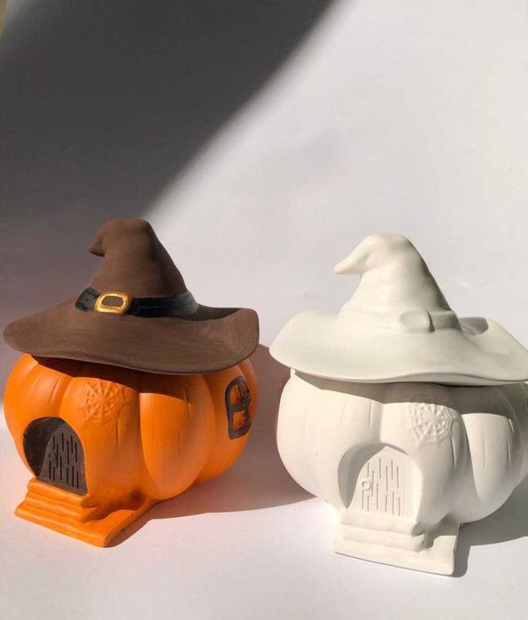 Гіпсове кашпо «Гарбуз зі шляпкою»