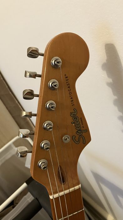 Guitarra Squier Classic Vibe 50s