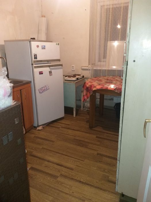Сдам комнату в 2х комнатной квартире около м.Защитников Украины
