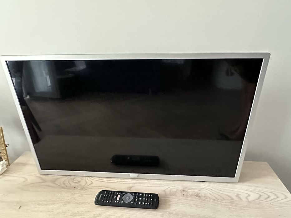 telewizor philips 32pfs5823/12