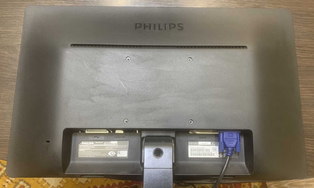 Монітор Philips 200V4L
