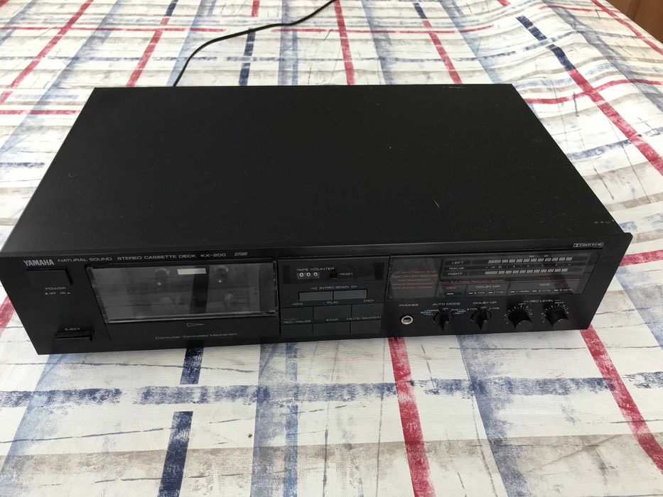 Касетна дека Yamaha КХ-200