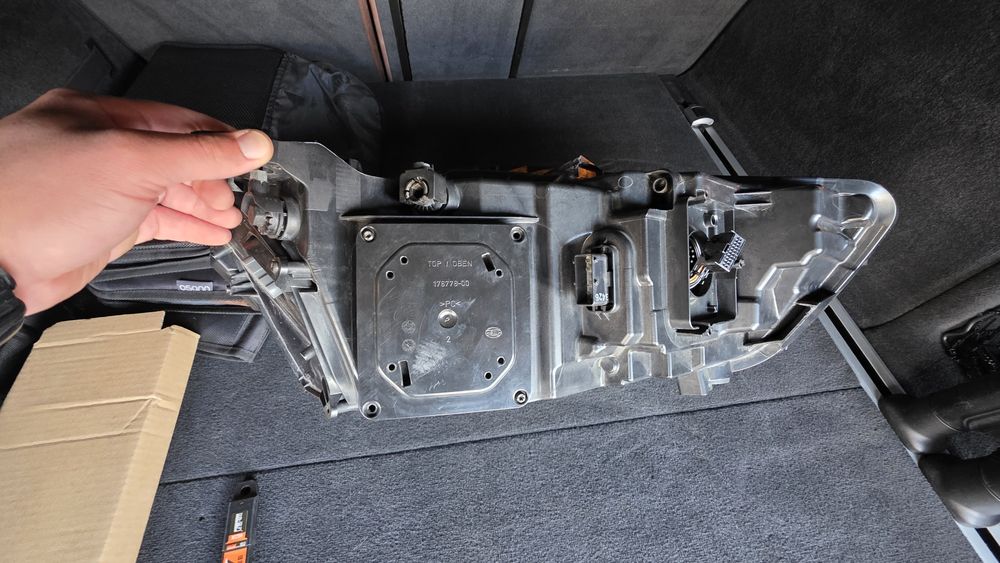 Lampa A6 C7 full led lewa