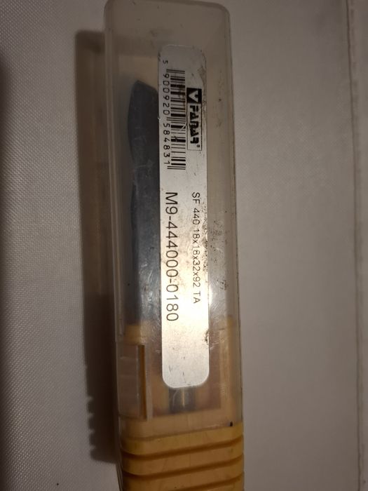 Nowy Fanar - Frez Trzpieniowy Weglik Fi 18,0 32/ 92 Z4 Ha16 Vhm At 440