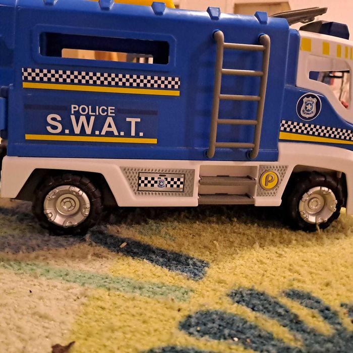 Camião Polícia S.W.A.T Pinypon Action