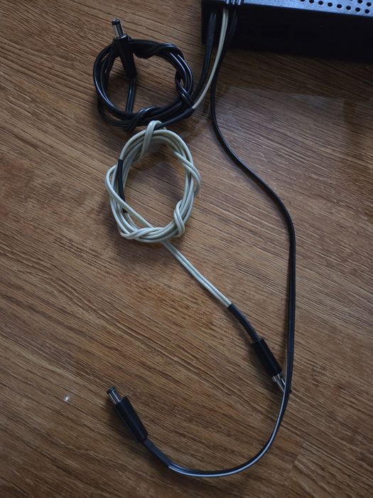 UPS безперебійник для роутера із змінними акб, 3 виходи читати опис