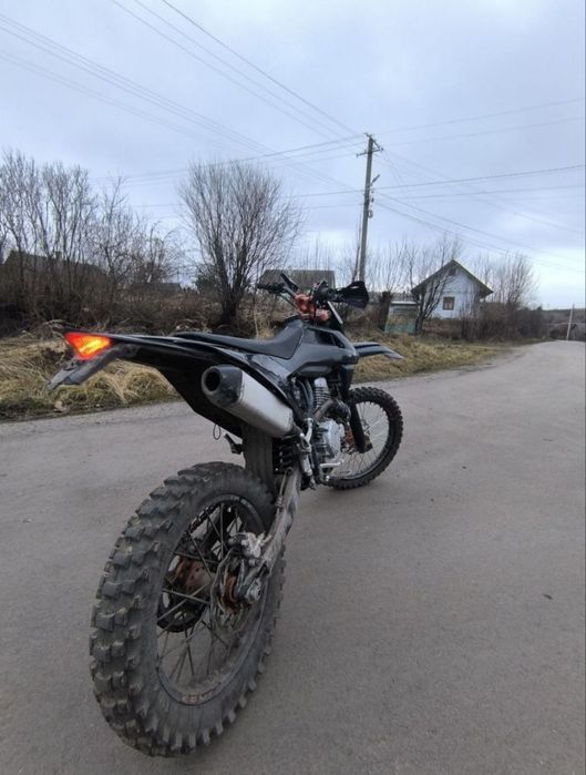 Продам кові адванс 250