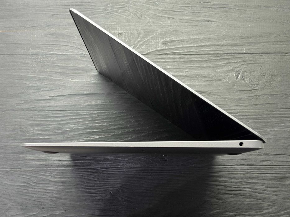 MacBook Air M1 2020 Дисплей, батарея, топкейс, клавиатура запчасти