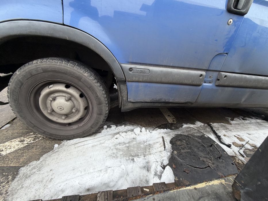 Drzwi Renault Master II OV489 lewe prawe przód kompletne
