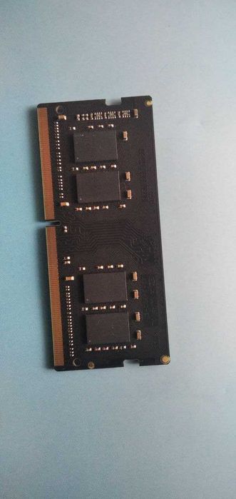 Продаю оперативну память для ноутбука DDR4 МОЖЛИВИЙ ТОРГ