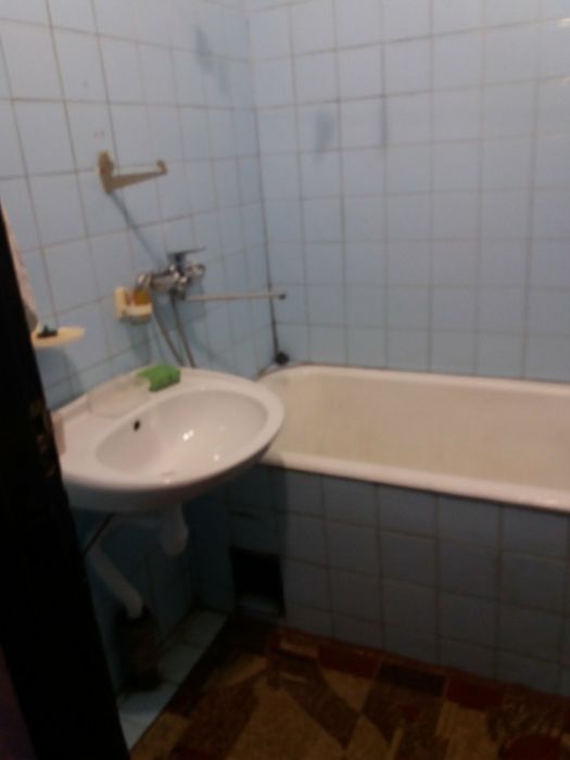 Сдам 2комнатную квартиру. Центр. Пральна машина в наявності.