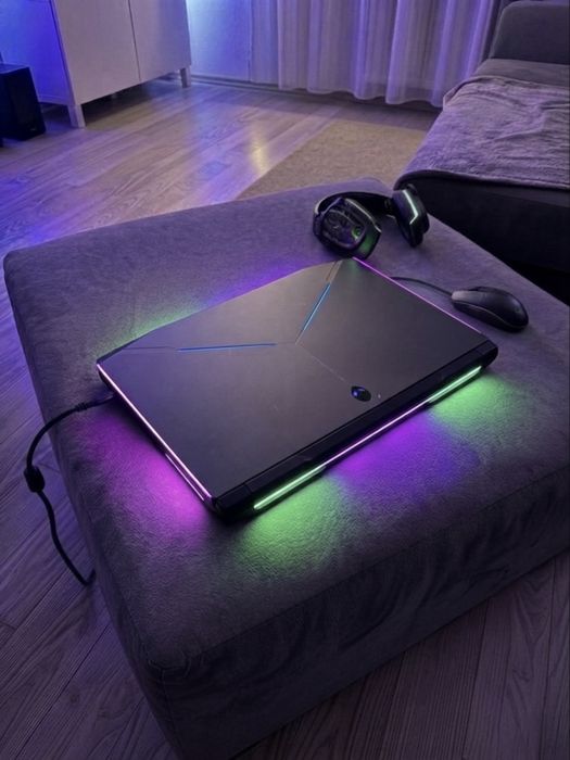 Топ! ИГРОВОЙ Alienware 17 + Комплект