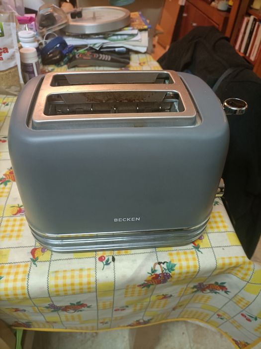 2 Torradeiras  da Marca Becken em Bom Estado