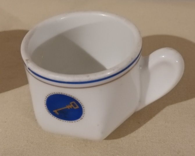 Chávenas Antigas e muito raras vista alegre cafés chave douro