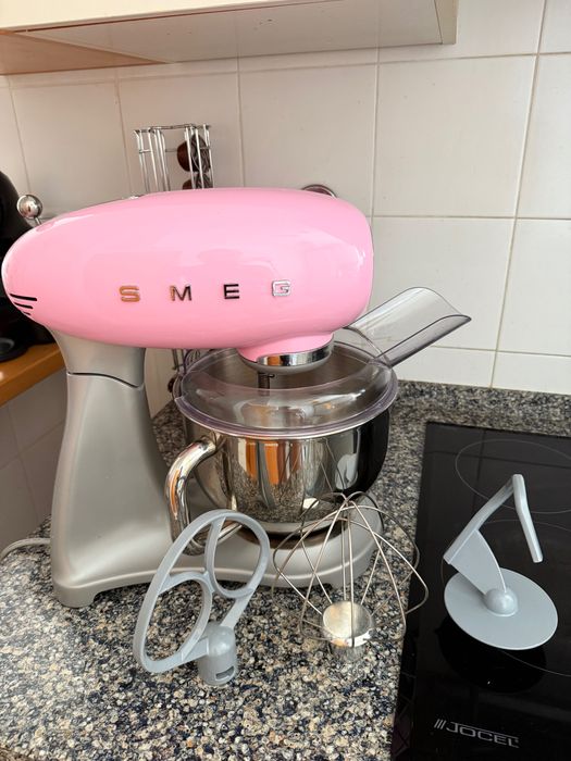 Urgente: Robot de Cozinha Smeg — como novo!