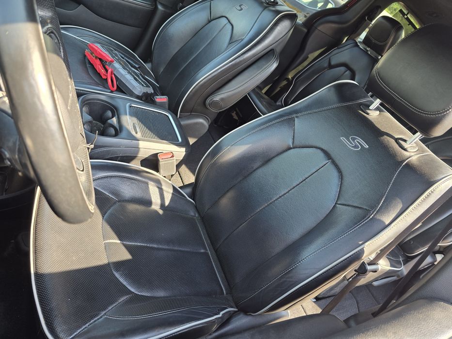 Chrysler Pacifica Limited S - Komplet Foteli Grzane Wentylowane