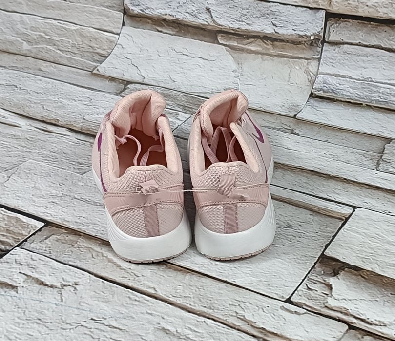 Buty sportowe damskie Cleve 37