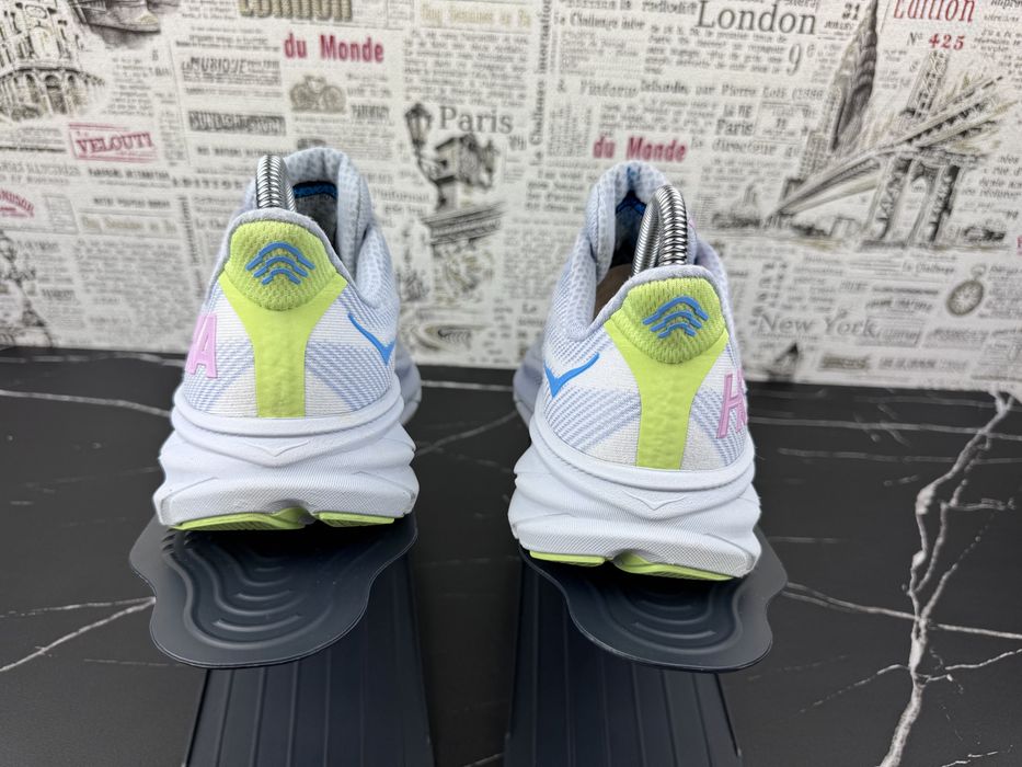 Оригінал Розмір 40 Кросівки Hoka One One Clifton 9 Взуття