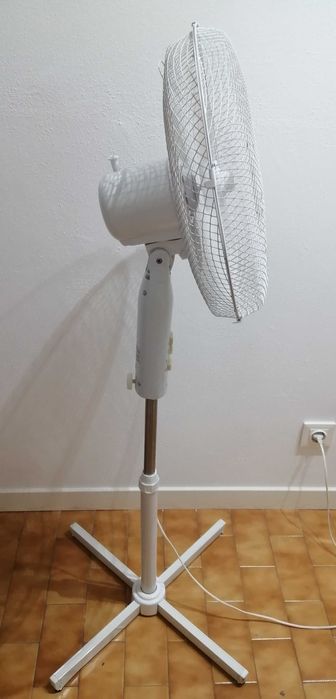 Ventoinha/ventilador de pé