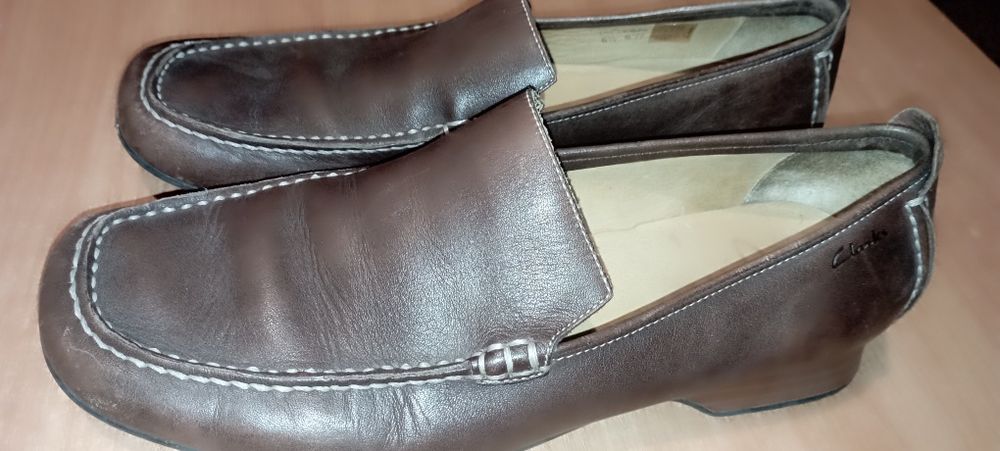 Туфлі шкіряні Clarks