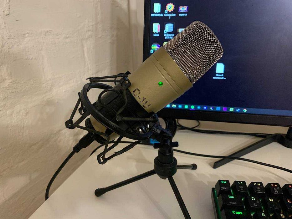 Игровой, Компактный ПК+Монитор И ТД (GTX 1070, RYZEN 5 2600, 16Gb RAM)