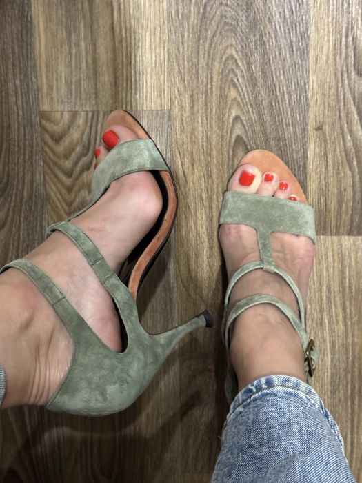 Вінтажні босоніжки Roger Vivier Paris розмір 37,5