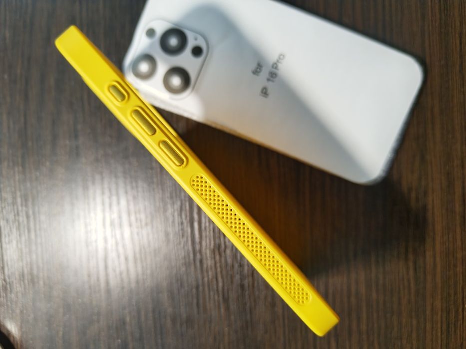 Чехол Iphone 16 Pro