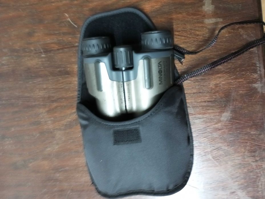 Binoculos Minolta,10x25x5,4