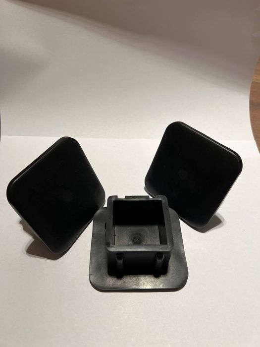 Заглушка для фаркопа 200 грн