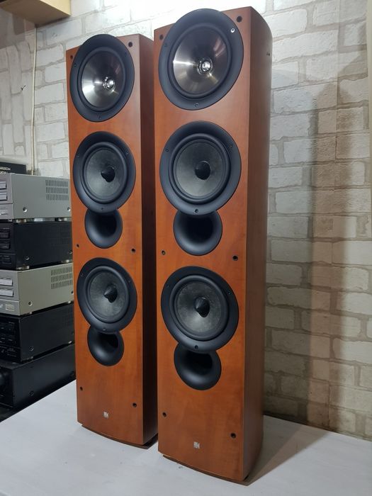 ТОР! Акустика KEF IQ 9,— ФЛАГМАН серії iQ, Hi-Fi ,  2×165 мм НЧ, 200 Вт, 28–40 000 Гц, Made in England