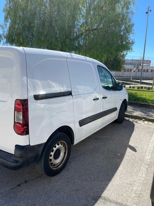 Carrinha Peugeot Partner