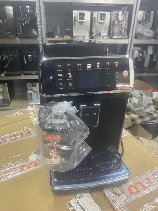 Philips LatteGo 5500, Кавомашина Philips LatteGo Series 5500 EP5547/90