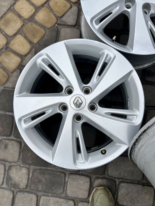 Диски легкосплавні 5x114.3 R17 Megane Trafic ZOE Kadjar Trafic Scenic