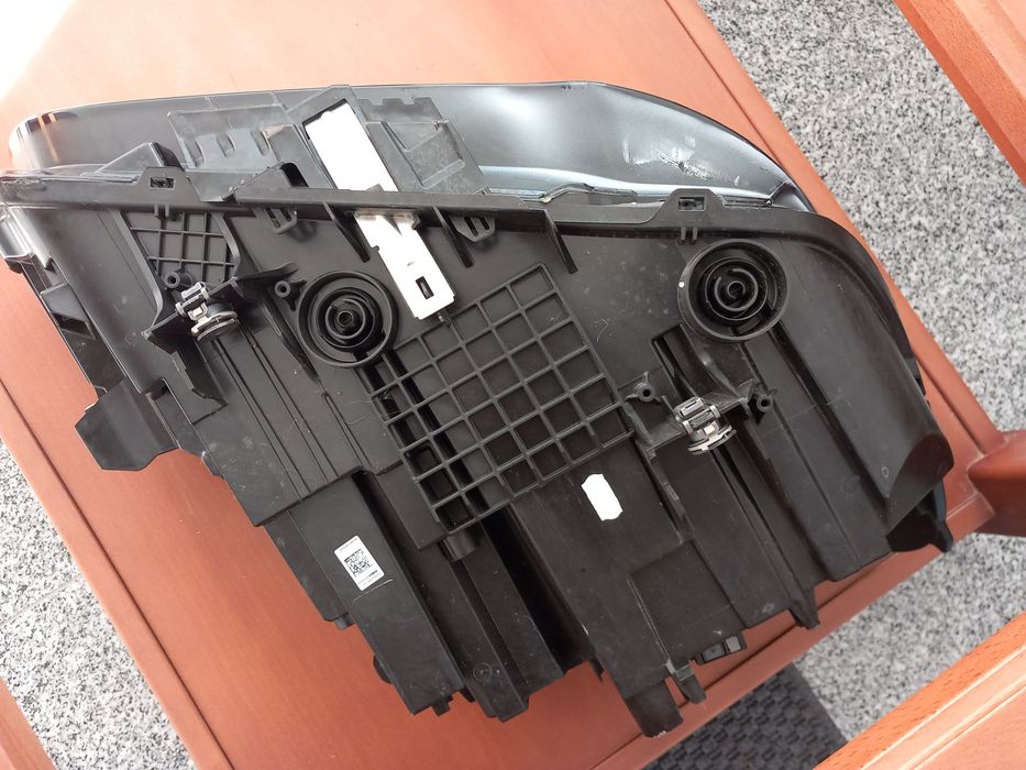 Farol BMW X1 Full LED esquerdo