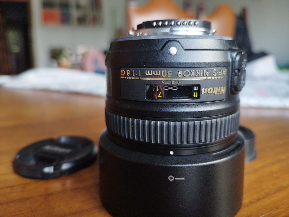 Aproveite: Lente Nikon 50 mm 1.8 G em ótimo estado.